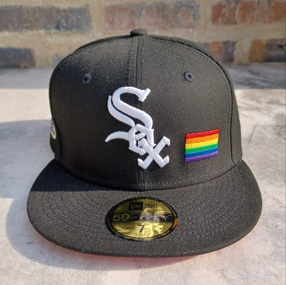 Chicago White Sox Baseball Cap New Era Black Fitted Pride Rainbow Hat - Picture 1 of 12